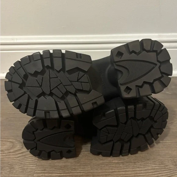 NWOB Dolls Kill / Widow For All Eternity Platform Boots - Picture 8 of 9